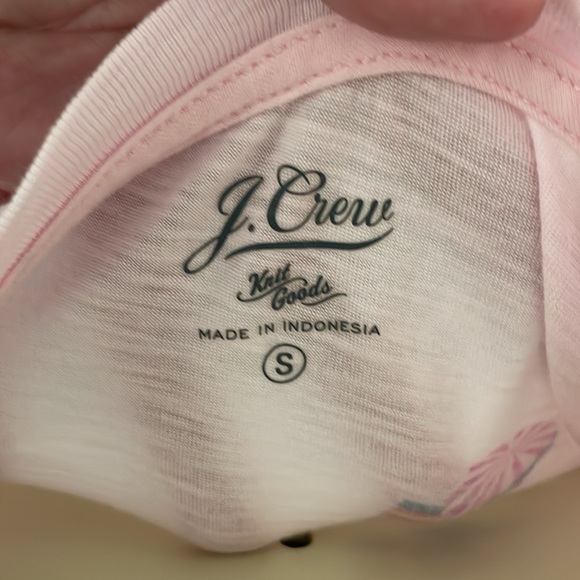 JCREW Vintage Pink Cotton Crewneck T-Shirt with Beach Chair Print - Picture 4 of 5